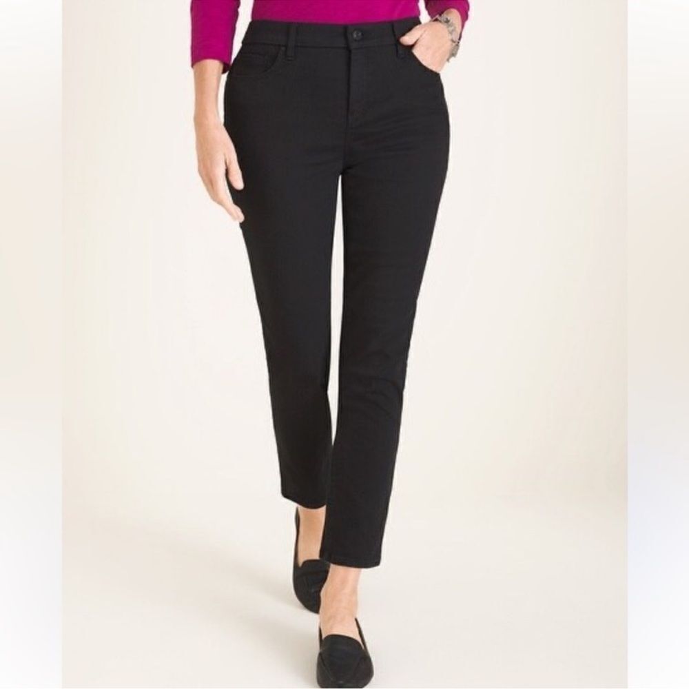Chico’s 0 S 4 Black Crop So Slimming 24” Studded Pocket Details Jeans